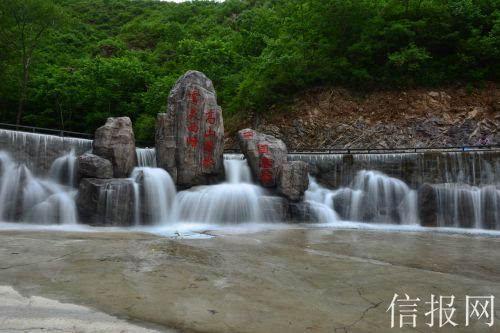过新年贴对联有哪些内容呢？游戏画面